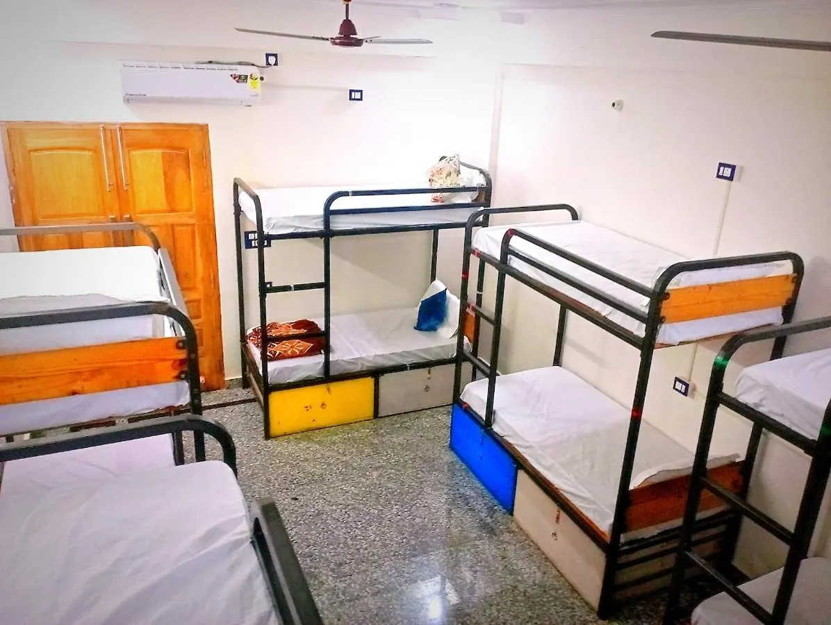 Hostel Srinivasan Villa Varanasi