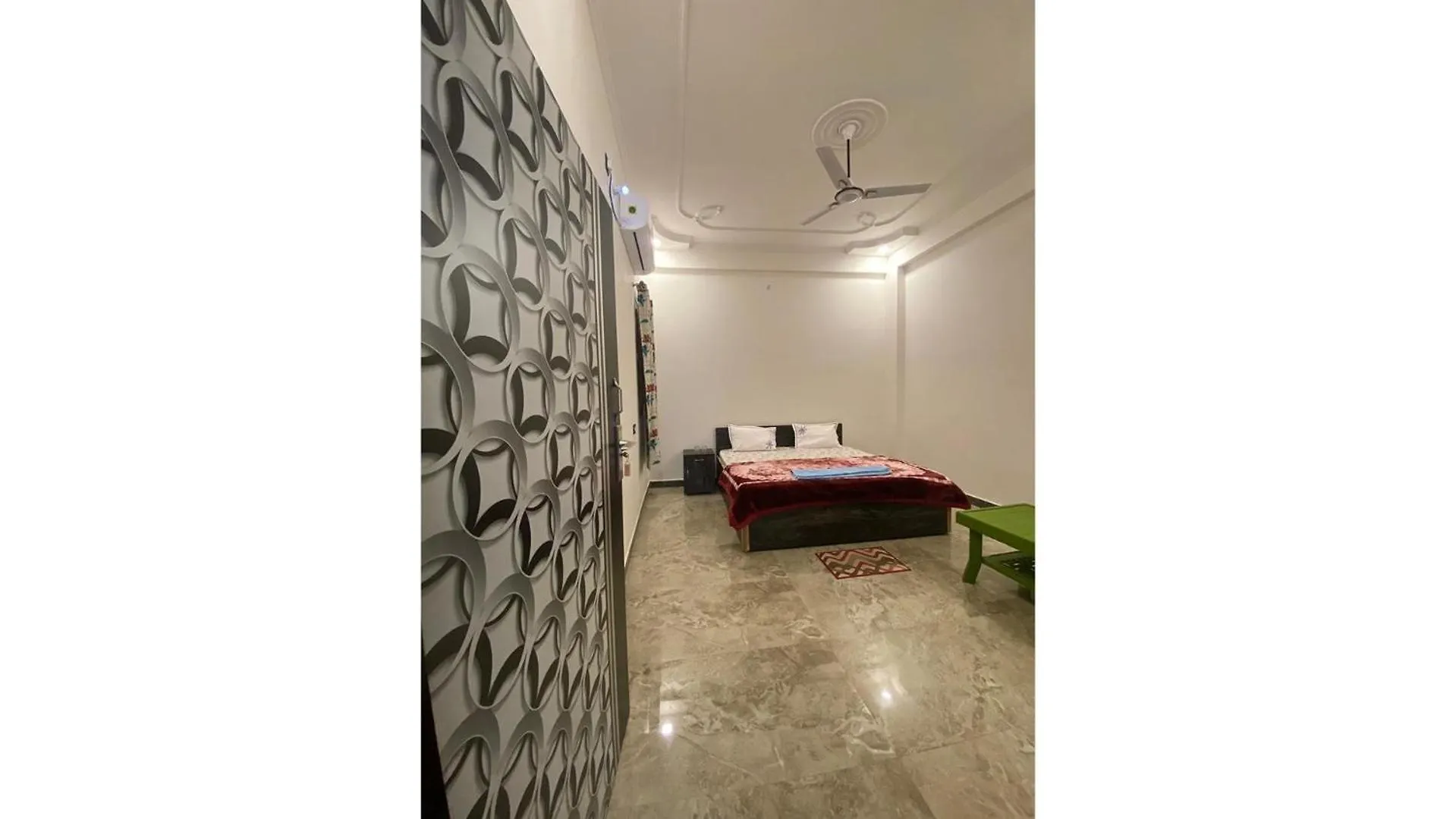 Srinivasan Villa Varanasi Hostel