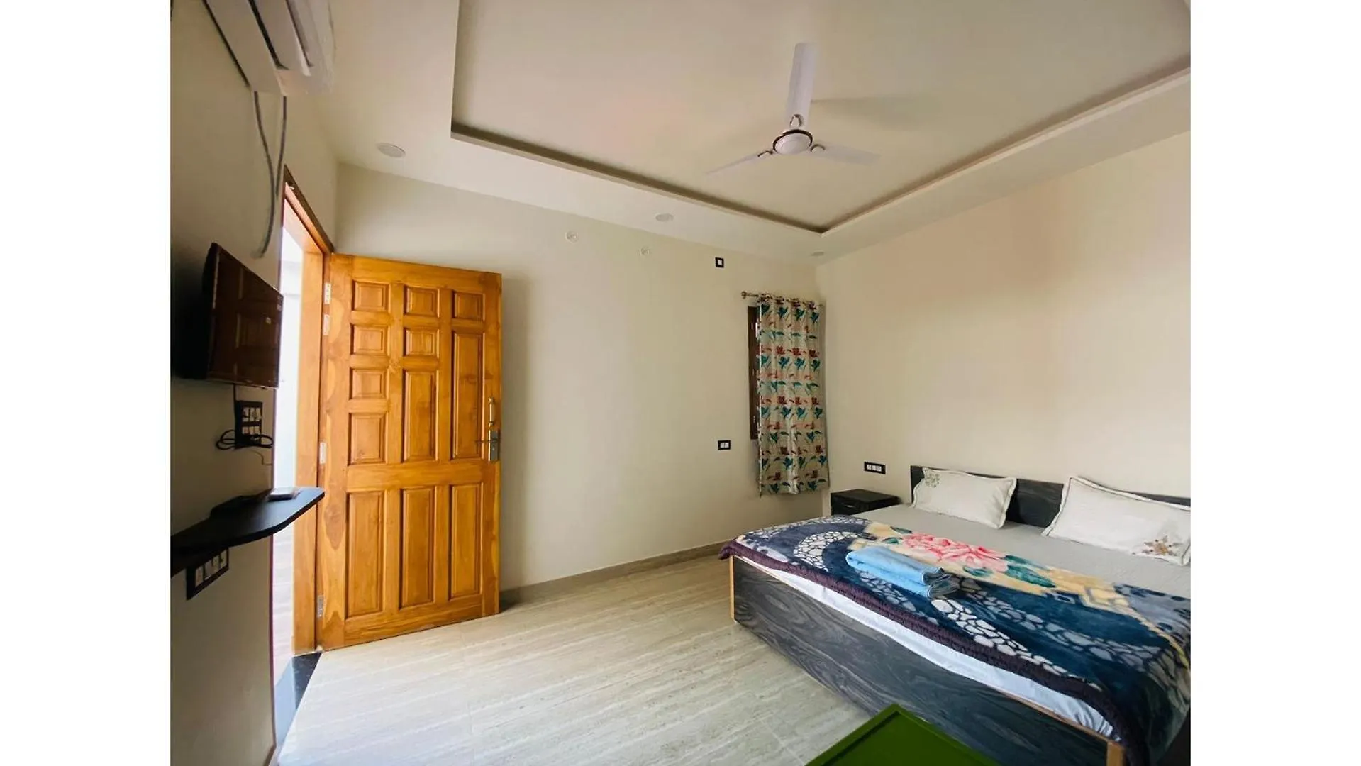 Hostel Srinivasan Villa Varanasi India