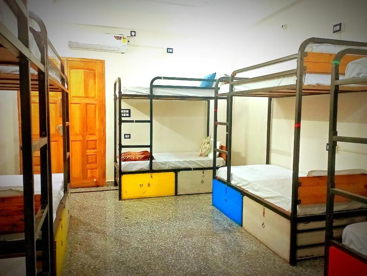 Srinivasan Villa Varanasi