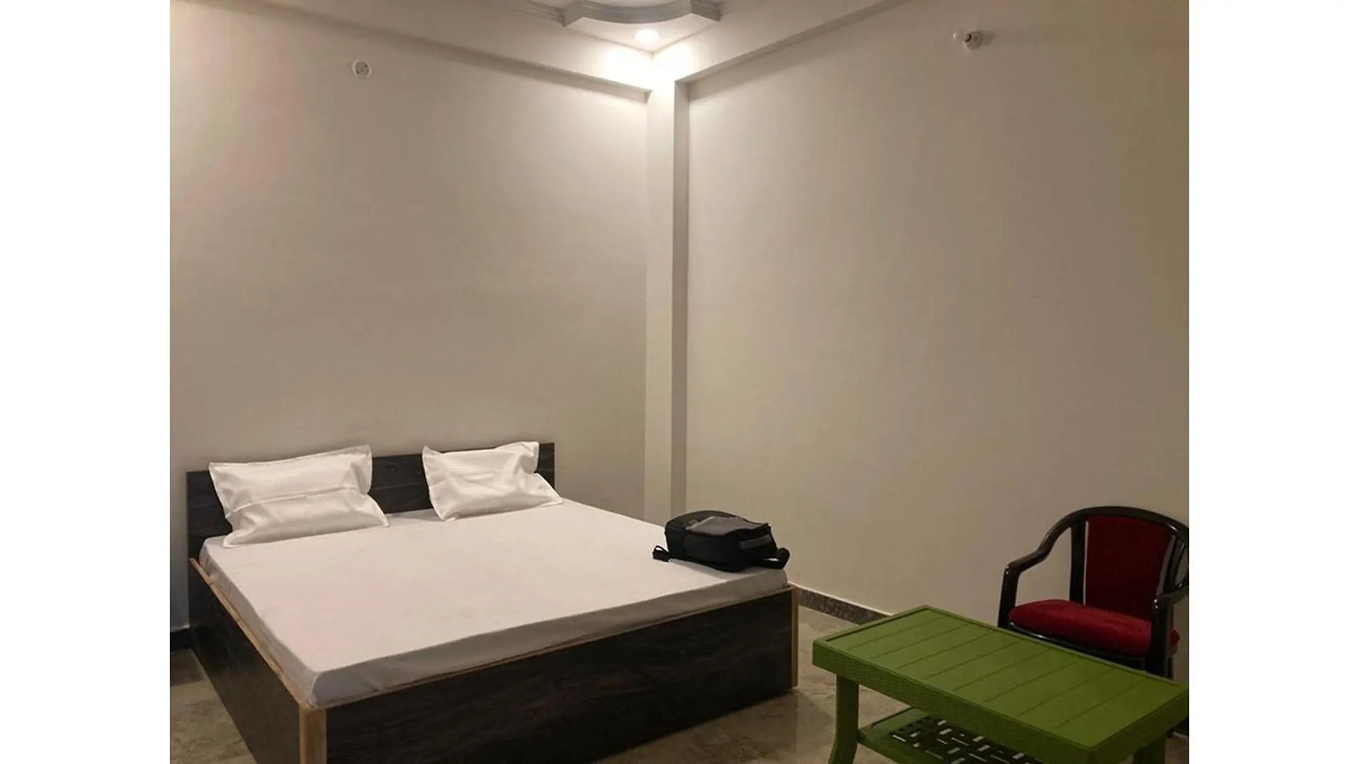 Srinivasan Villa Varanasi Hostel